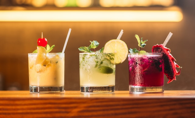 Sipping Sweetness: Crafty Cocktails with a Honey Twist