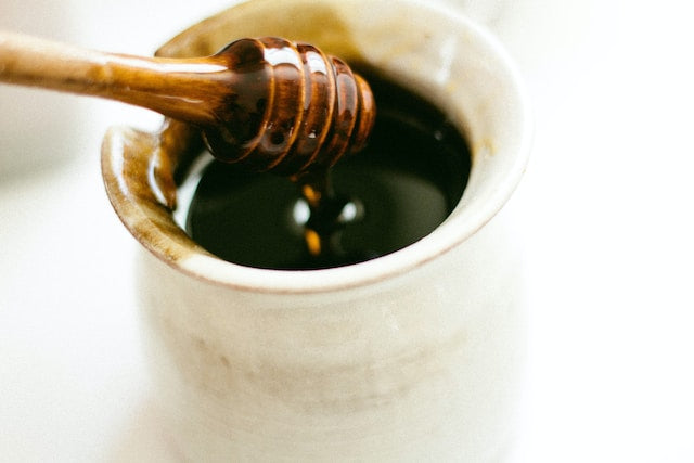 The Art of Honey Tasting: A Guide to Appreciating Nature's Nectar